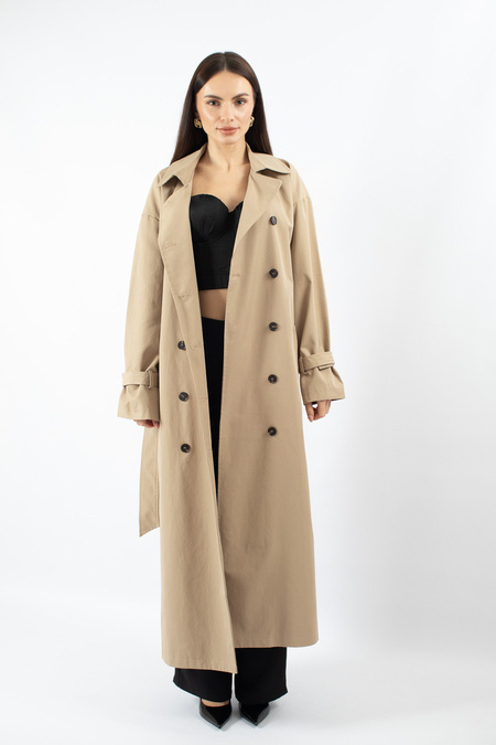 Płaszcz o dłuższym kroju