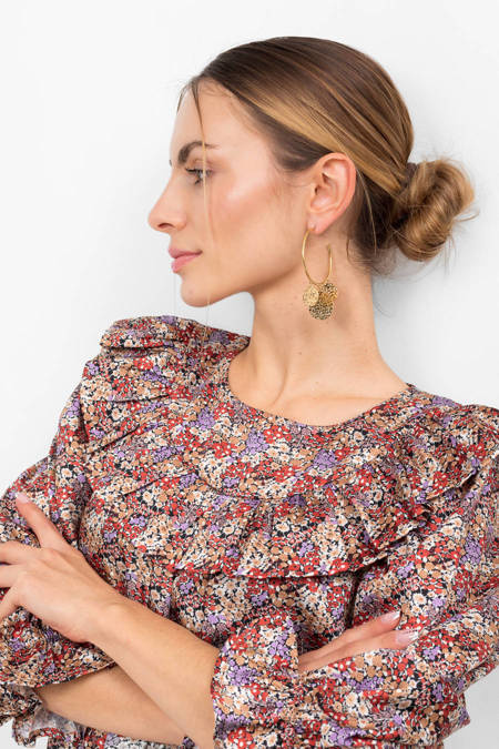 Kolczyki z płatkami wytłaczanymi