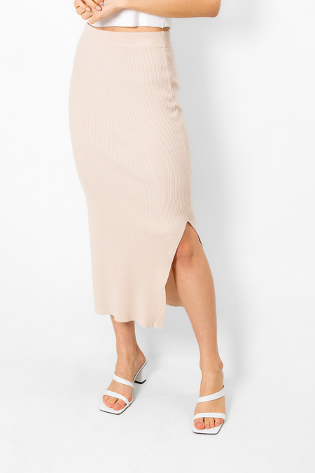 Spódnica z prążkowanej dzianiny
